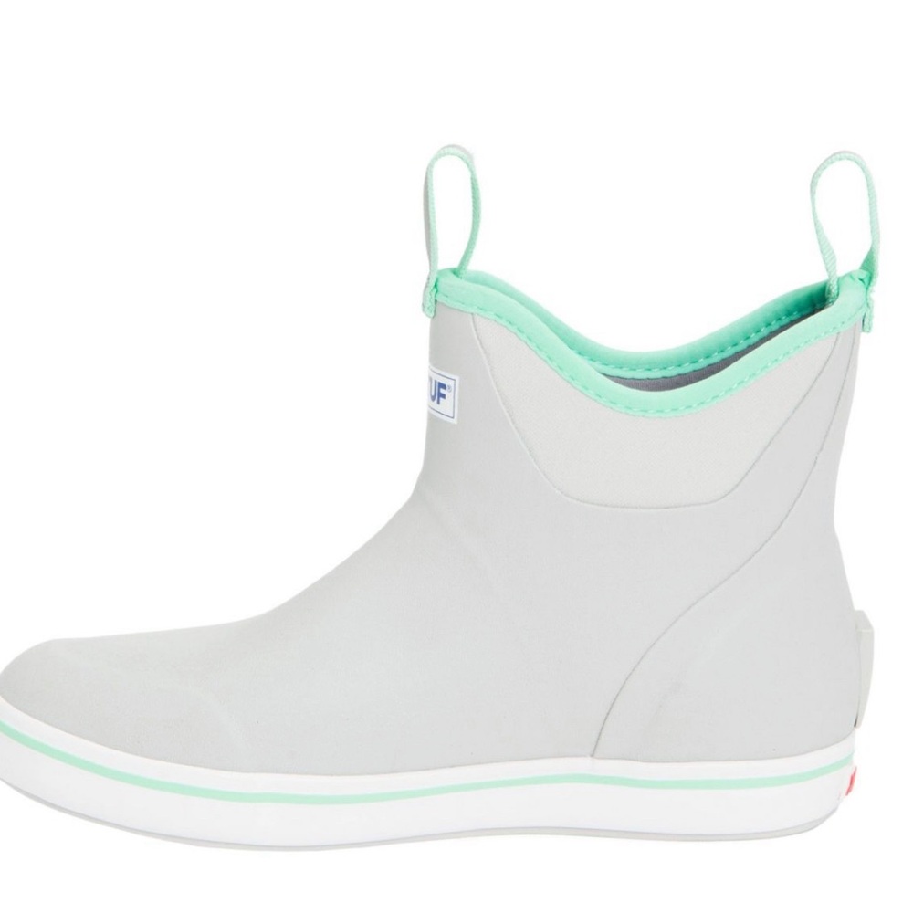 Woman’s XtraTuf Deck Boots NWT